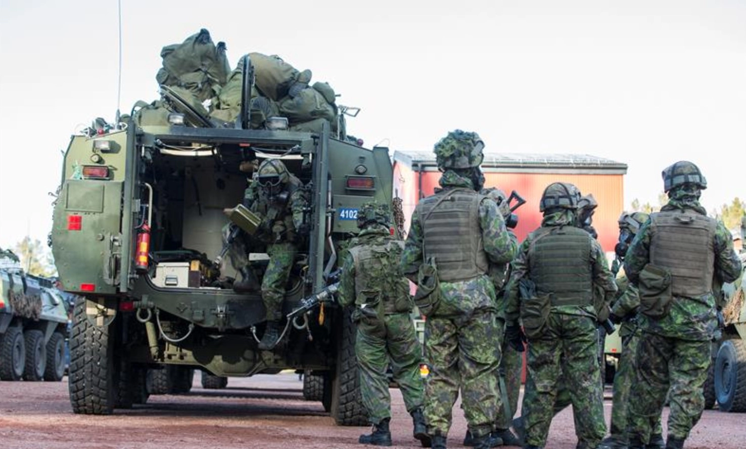 NATO može da računa na brzu mobilizaciju 300.000 vojnika